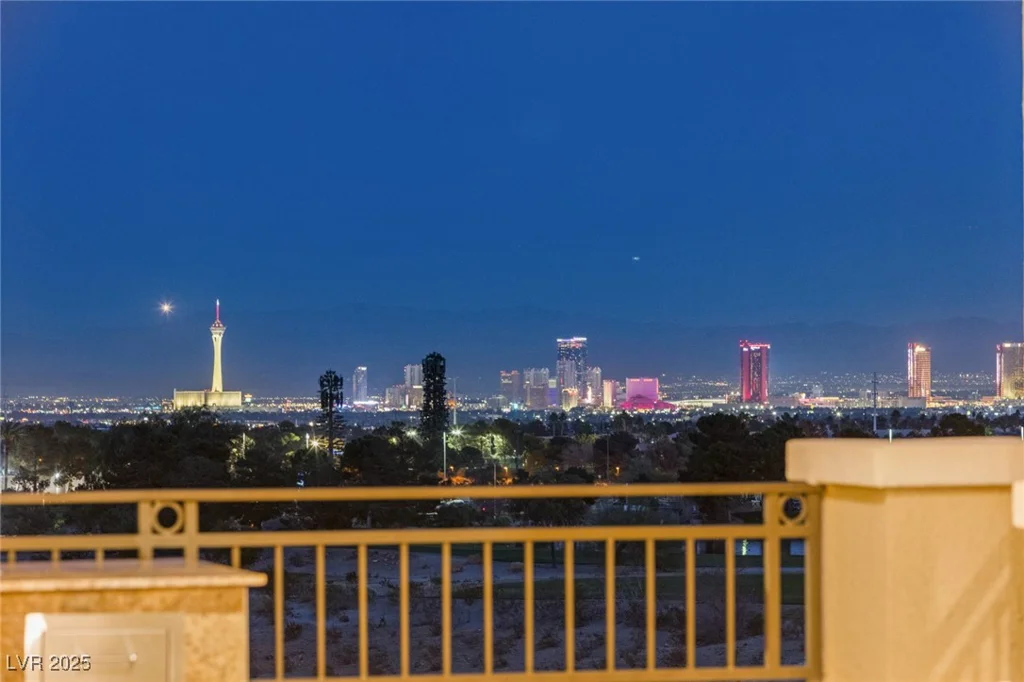 9121 Las Manaitas, Las Vegas, NV 89144