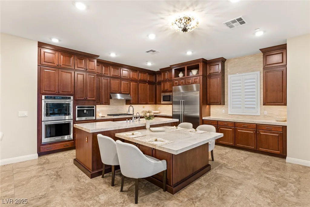 9121 Las Manaitas, Las Vegas, NV 89144