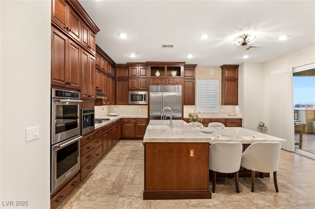 9121 Las Manaitas, Las Vegas, NV 89144