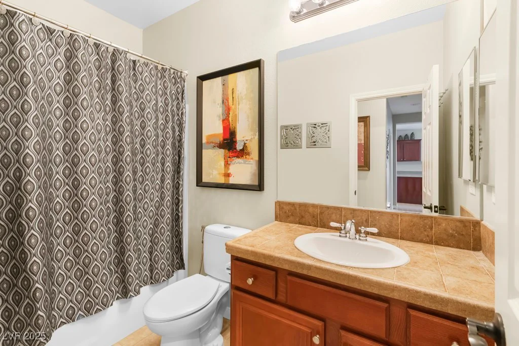 1932 Barrow Glen, North Las Vegas, NV 89084