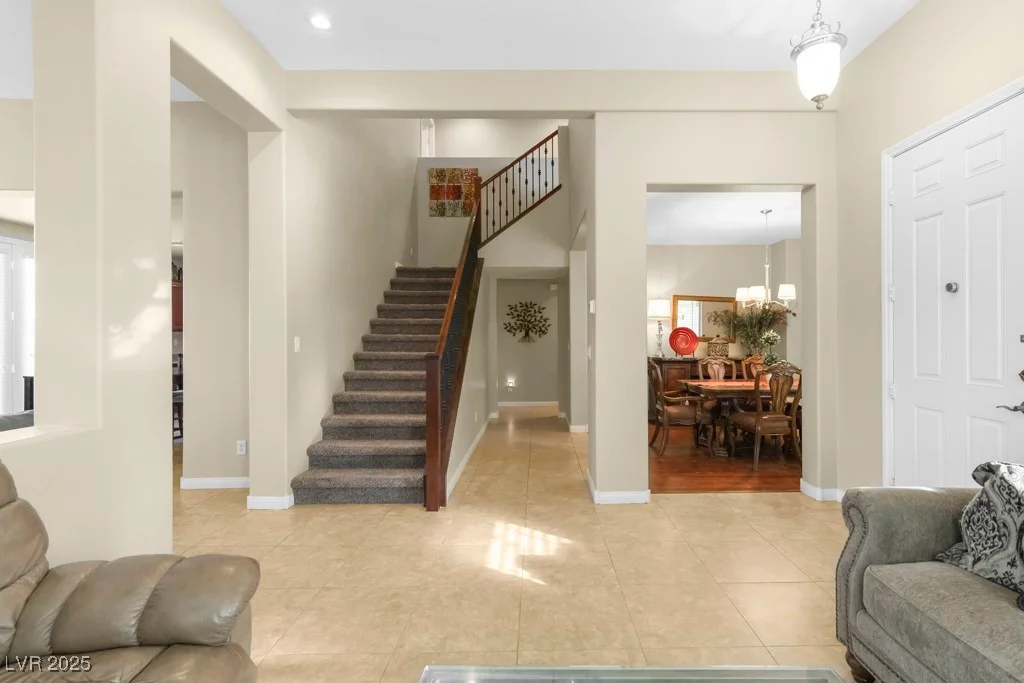 1932 Barrow Glen, North Las Vegas, NV 89084