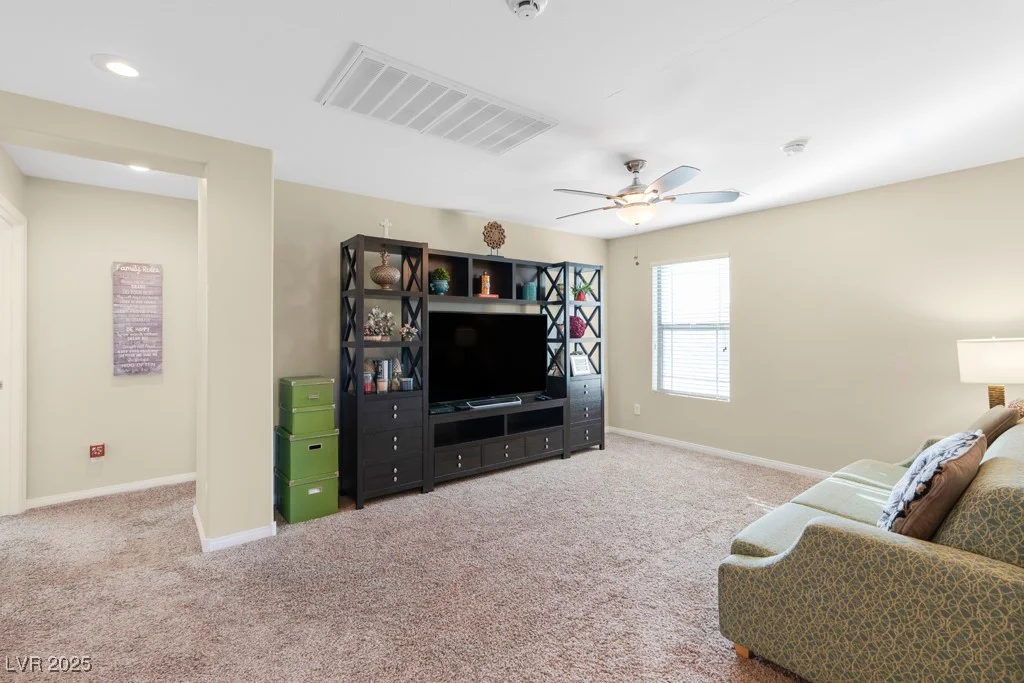 1932 Barrow Glen, North Las Vegas, NV 89084