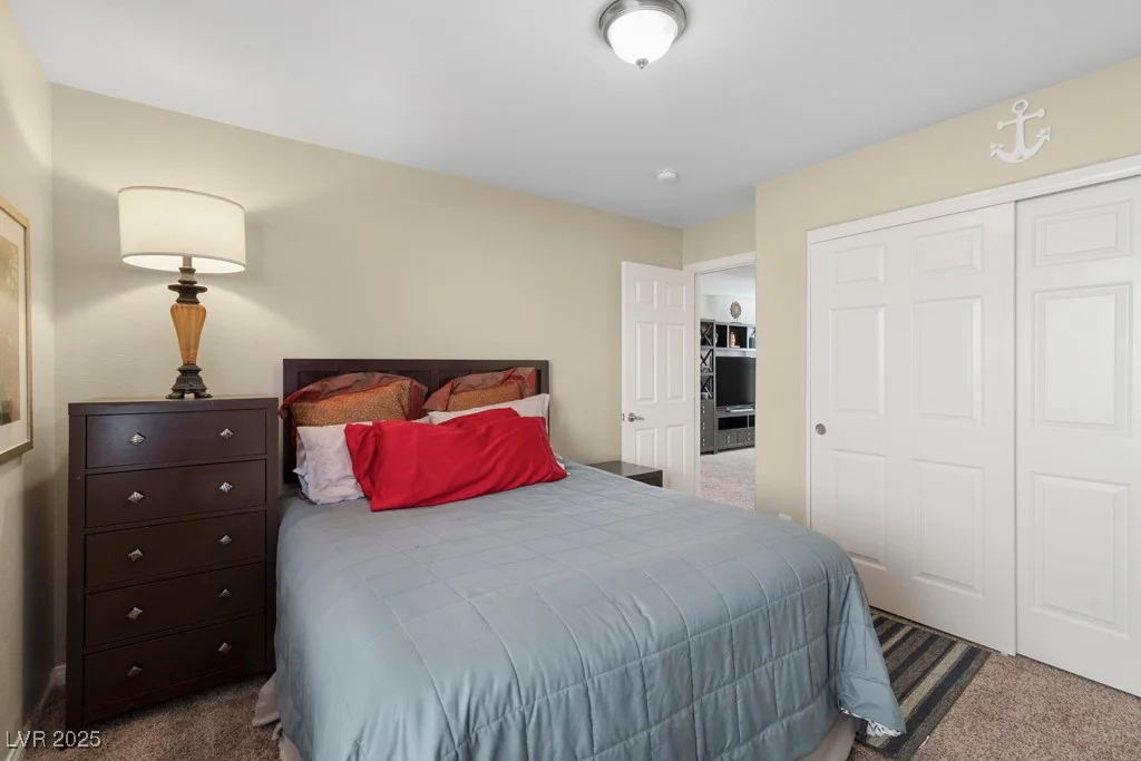 1932 Barrow Glen, North Las Vegas, NV 89084