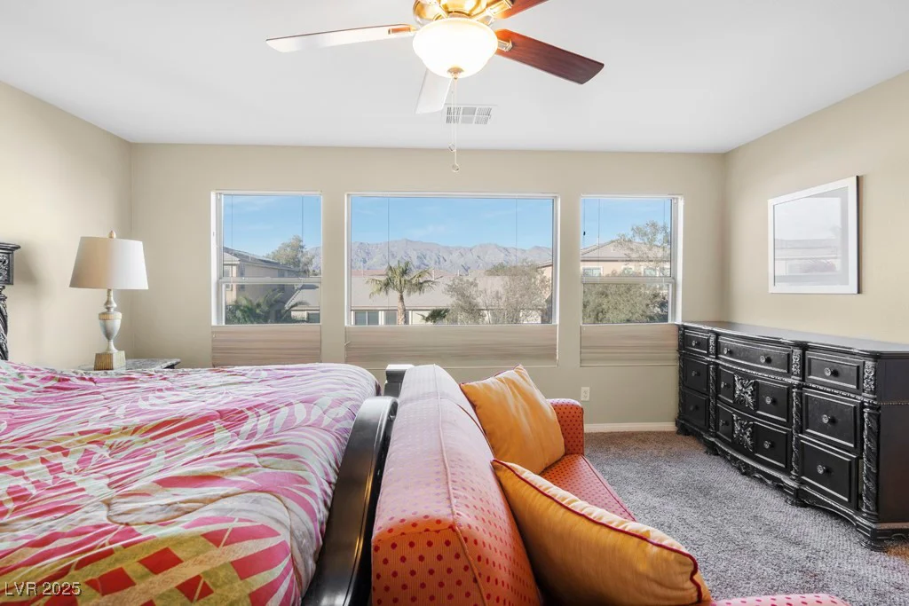 1932 Barrow Glen, North Las Vegas, NV 89084