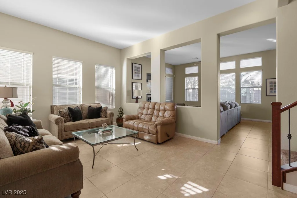 1932 Barrow Glen, North Las Vegas, NV 89084