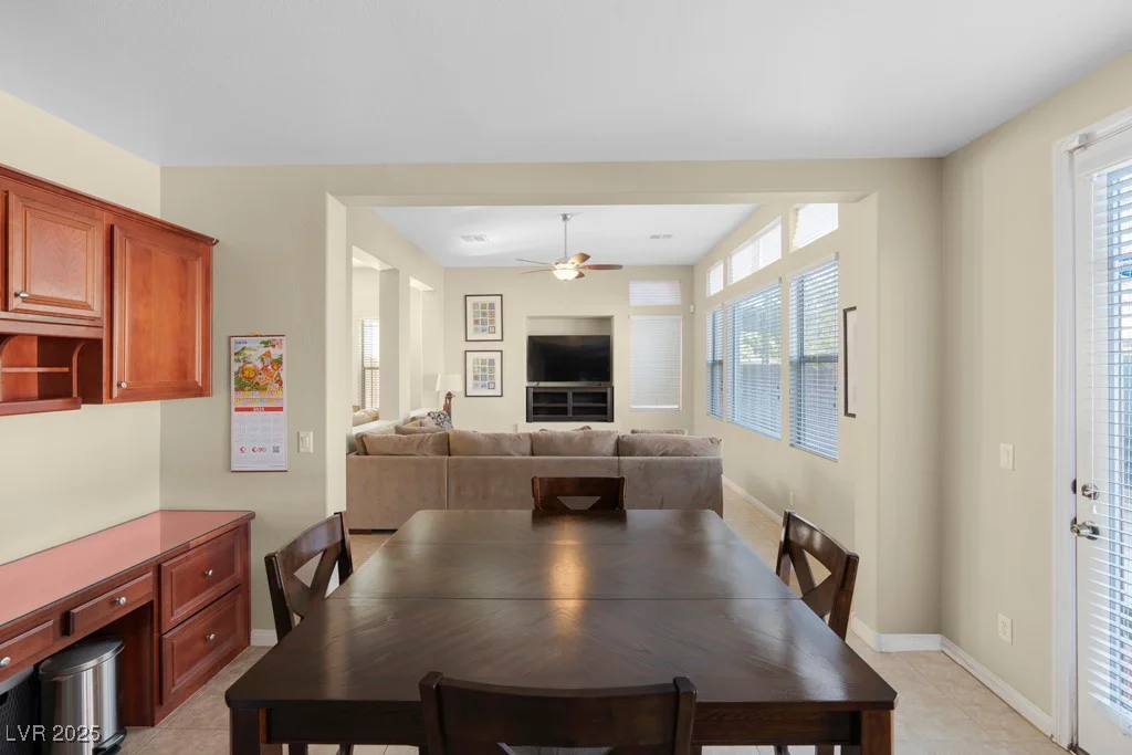 1932 Barrow Glen, North Las Vegas, NV 89084