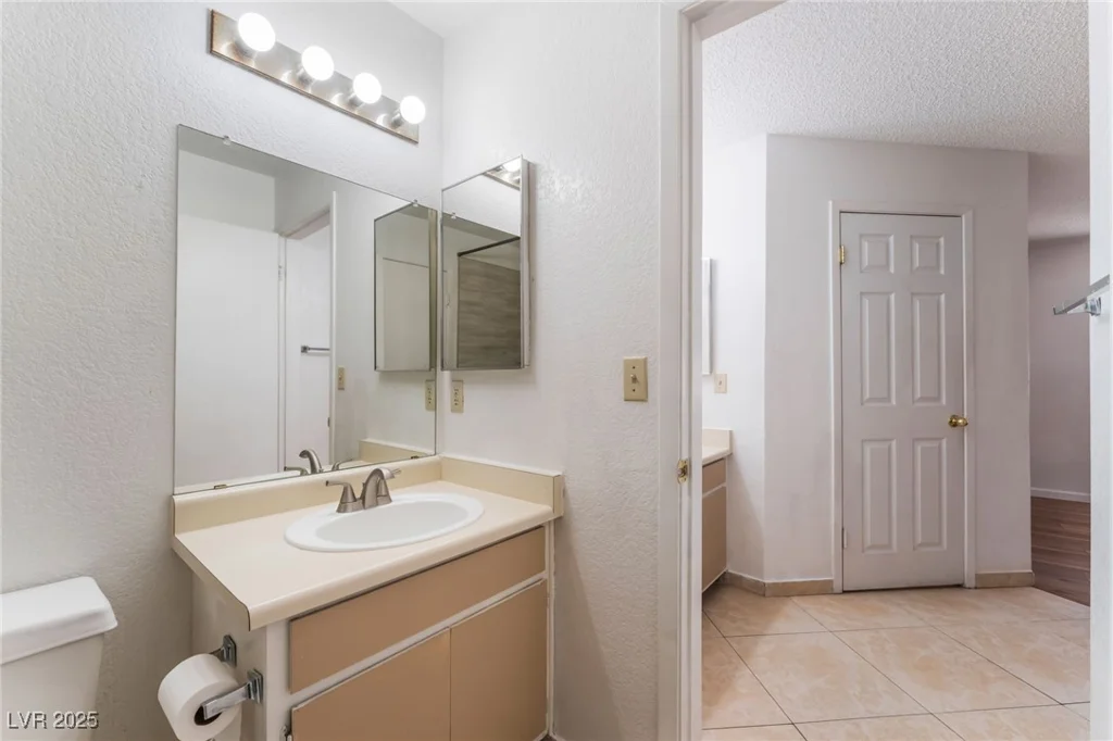 6750 Del Rey, Las Vegas, NV 89146