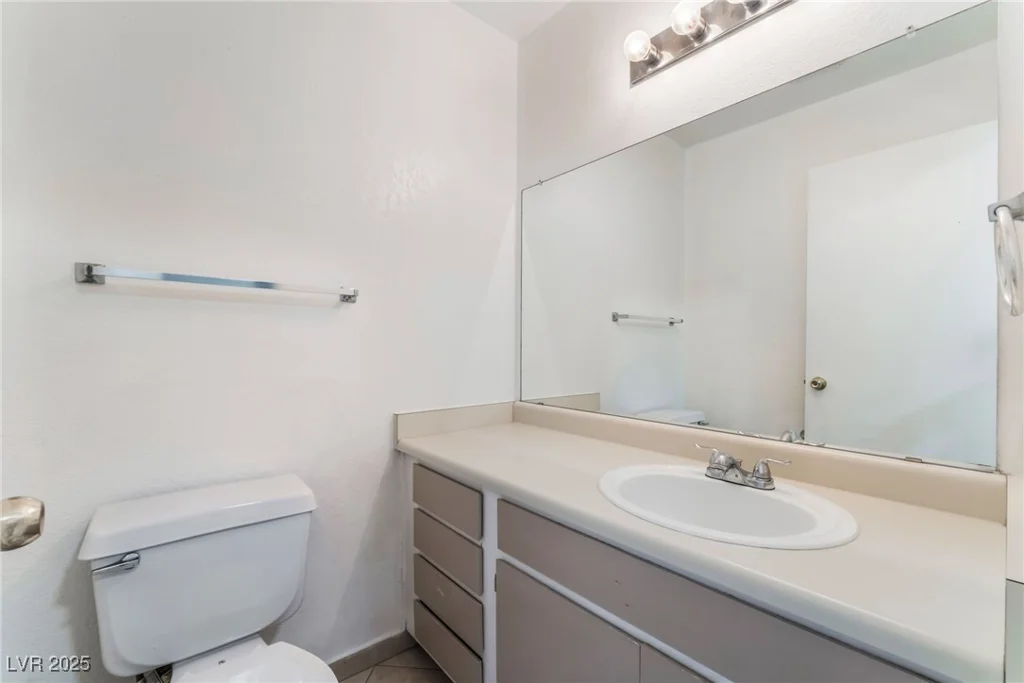 6750 Del Rey, Las Vegas, NV 89146