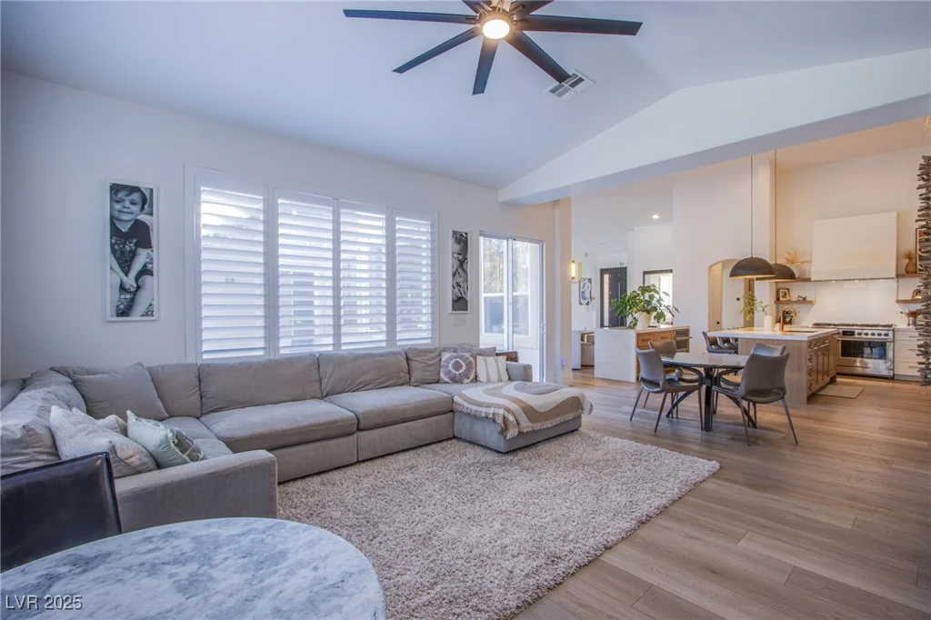 5378 Pendini Point, Las Vegas, NV 89141