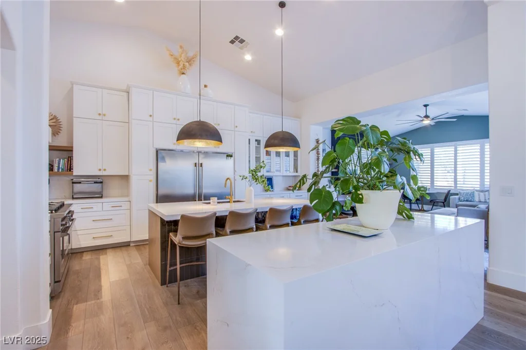 5378 Pendini Point, Las Vegas, NV 89141