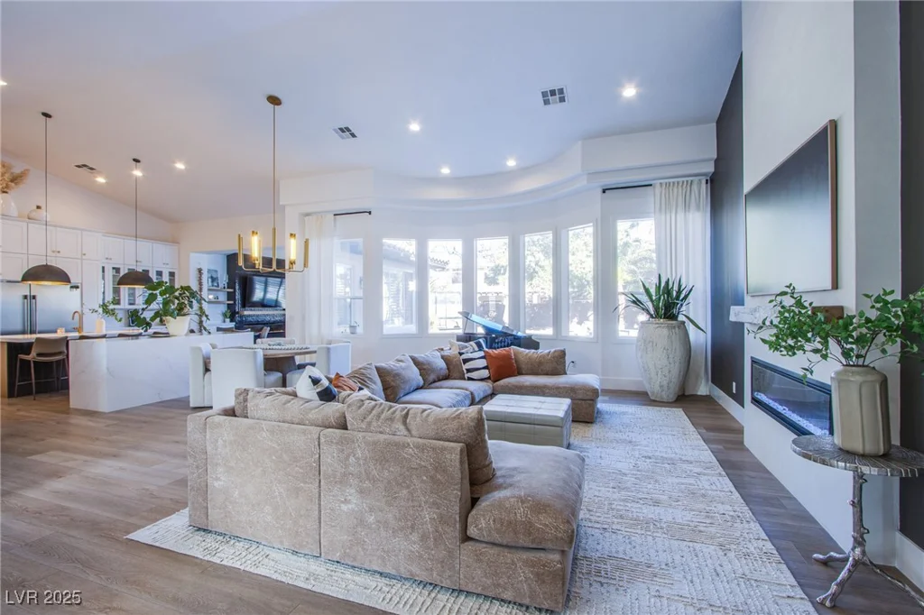 5378 Pendini Point, Las Vegas, NV 89141
