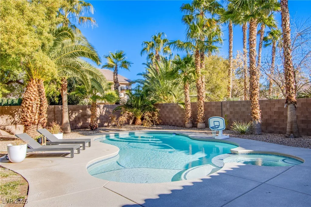 5378 Pendini Point, Las Vegas, NV 89141