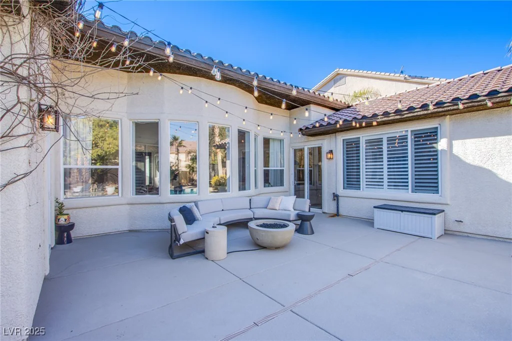 5378 Pendini Point, Las Vegas, NV 89141