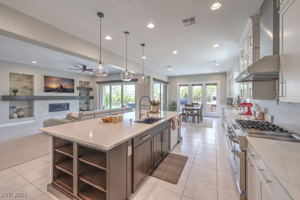 3267 Royal Fortune, Las Vegas, NV 89141