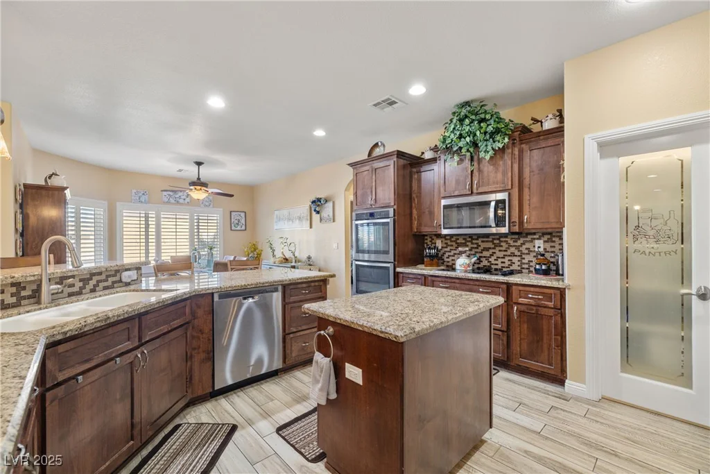 1110 Geofrey, Pahrump, NV 89060