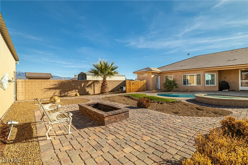 1110 Geofrey, Pahrump, NV 89060