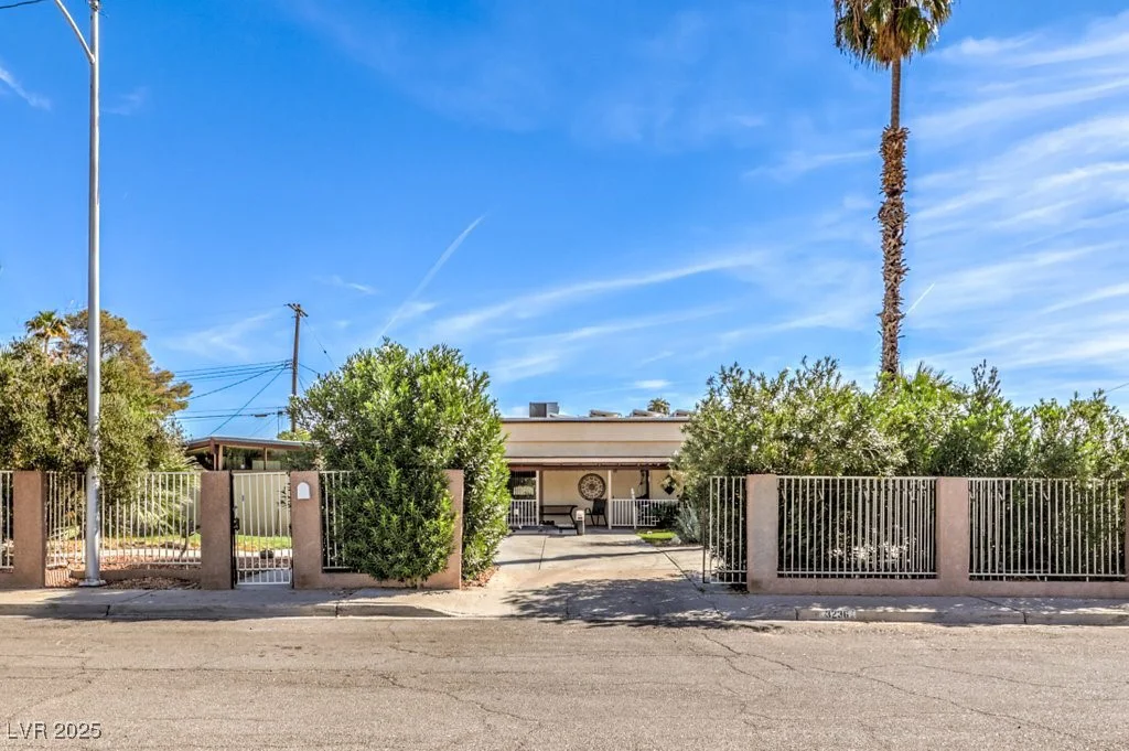 3236 Sundown, Las Vegas, NV 89169