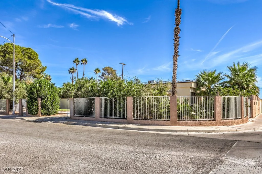 3236 Sundown, Las Vegas, NV 89169