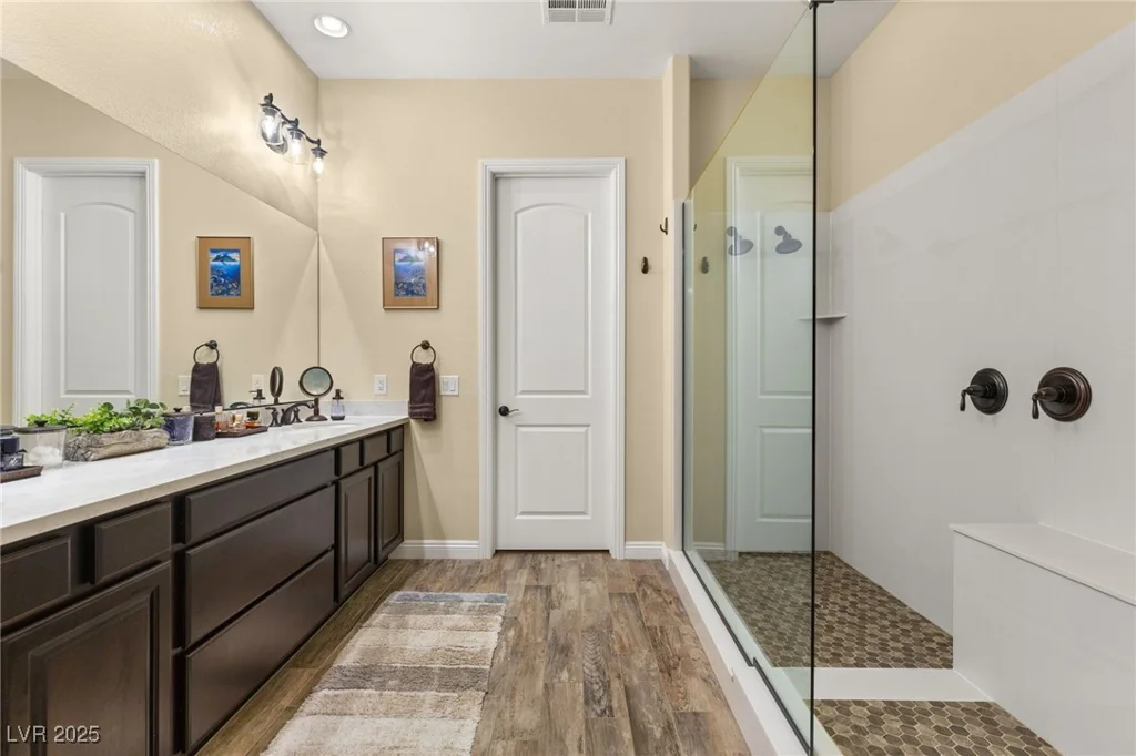 7563 Saguaro Cactus, Las Vegas, NV 89178