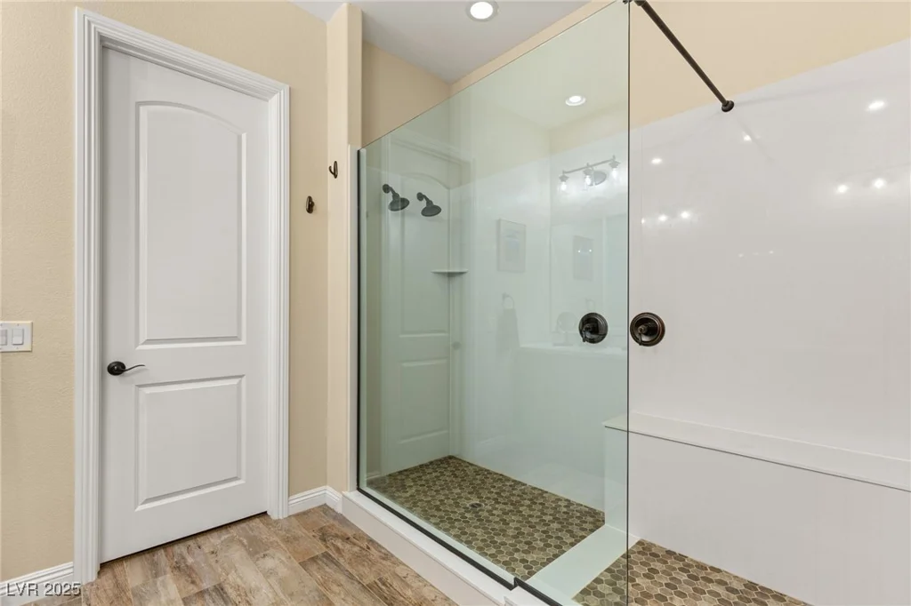 7563 Saguaro Cactus, Las Vegas, NV 89178