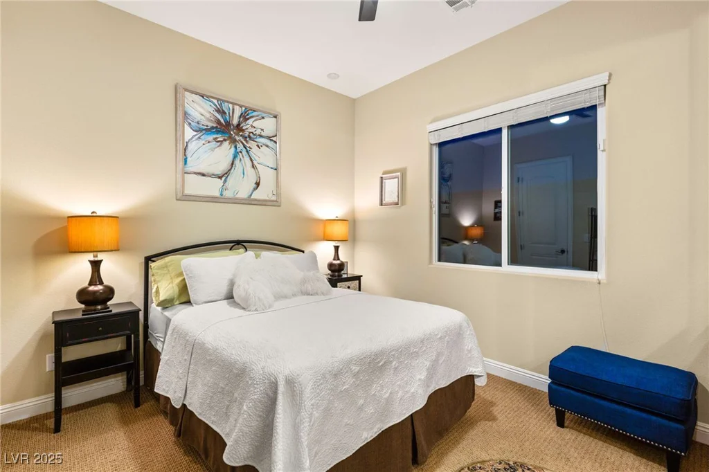 7563 Saguaro Cactus, Las Vegas, NV 89178