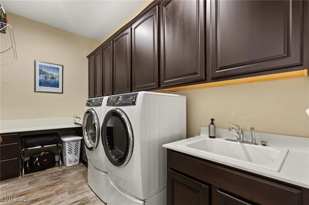7563 Saguaro Cactus, Las Vegas, NV 89178