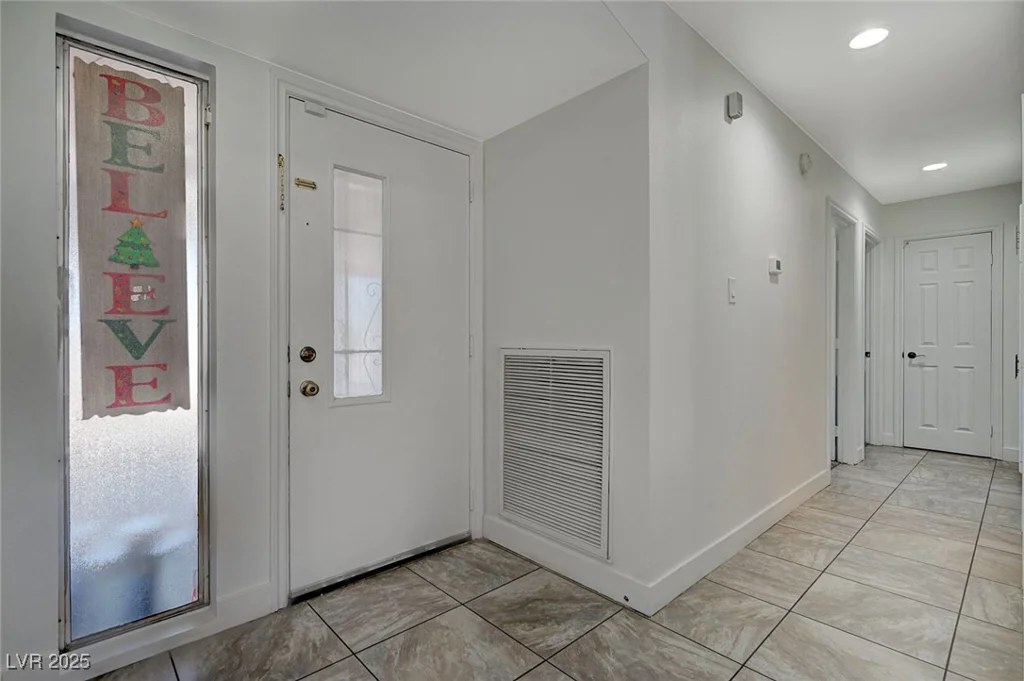 4385 El Cebra, Las Vegas, NV 89121