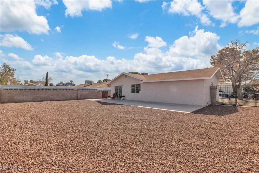 5512 Burntwood, Las Vegas, NV 89108