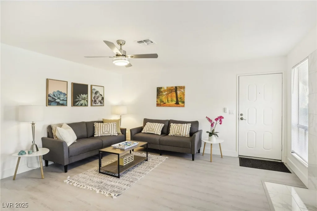 4975 Newport Cove, Las Vegas, NV 89119