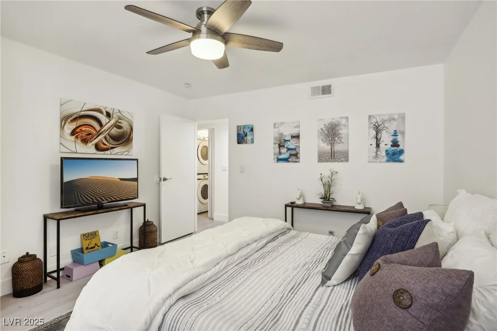 4975 Newport Cove, Las Vegas, NV 89119