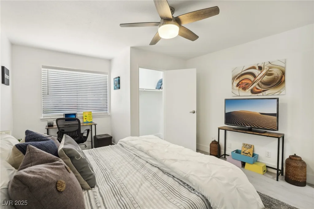 4975 Newport Cove, Las Vegas, NV 89119