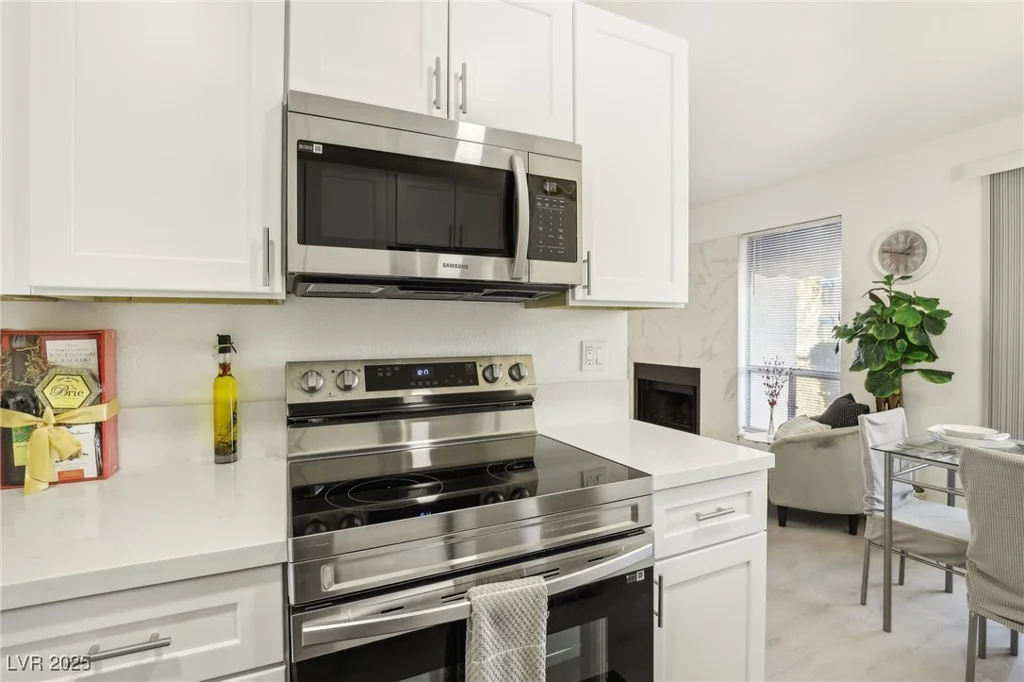 4975 Newport Cove, Las Vegas, NV 89119