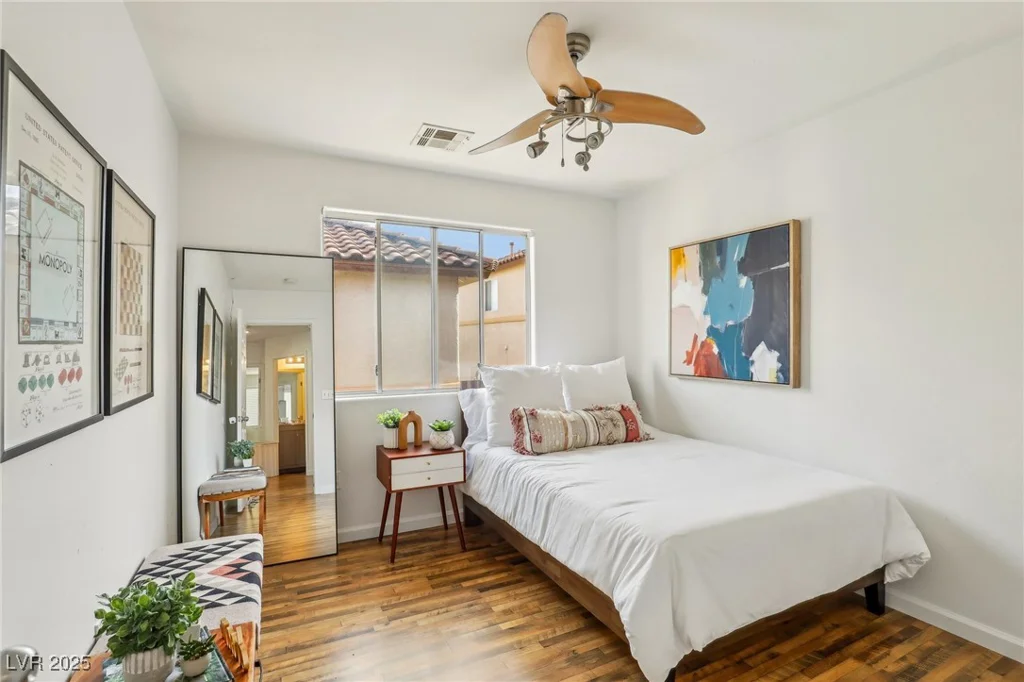 9347 Malaya Garnet, Las Vegas, NV 89148