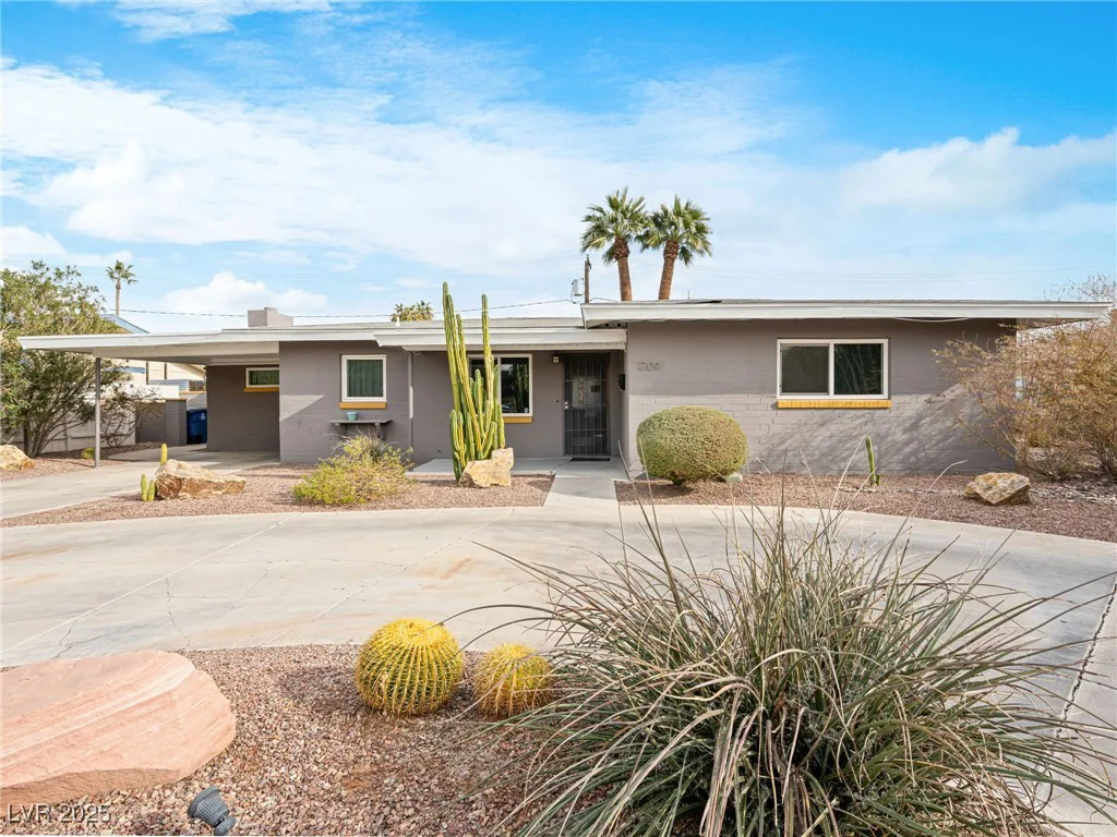 1709 6th, Las Vegas, NV 89104