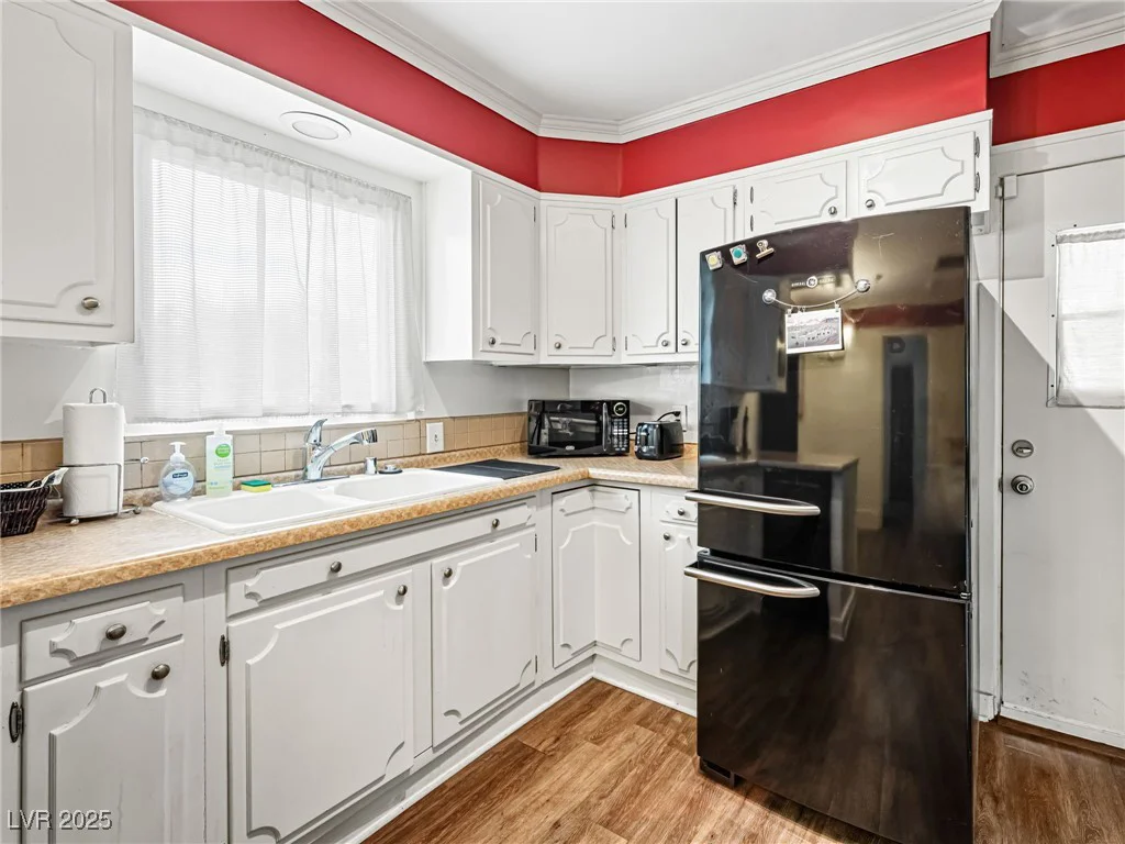 1709 6th, Las Vegas, NV 89104