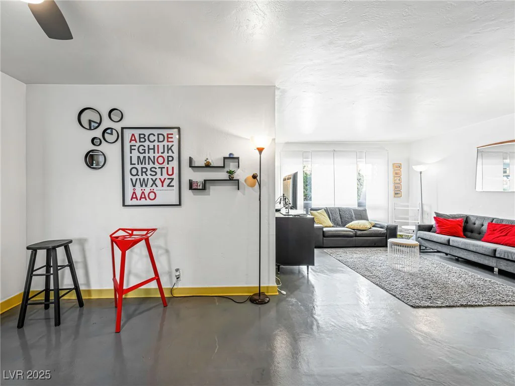 1709 6th, Las Vegas, NV 89104