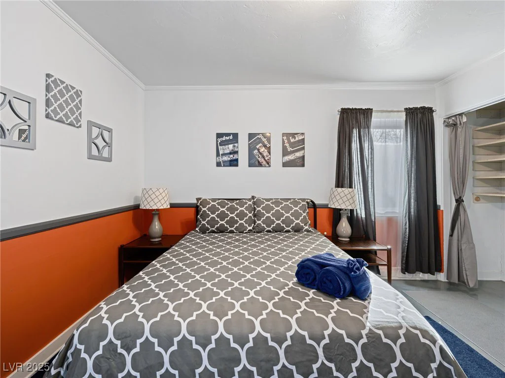 1709 6th, Las Vegas, NV 89104