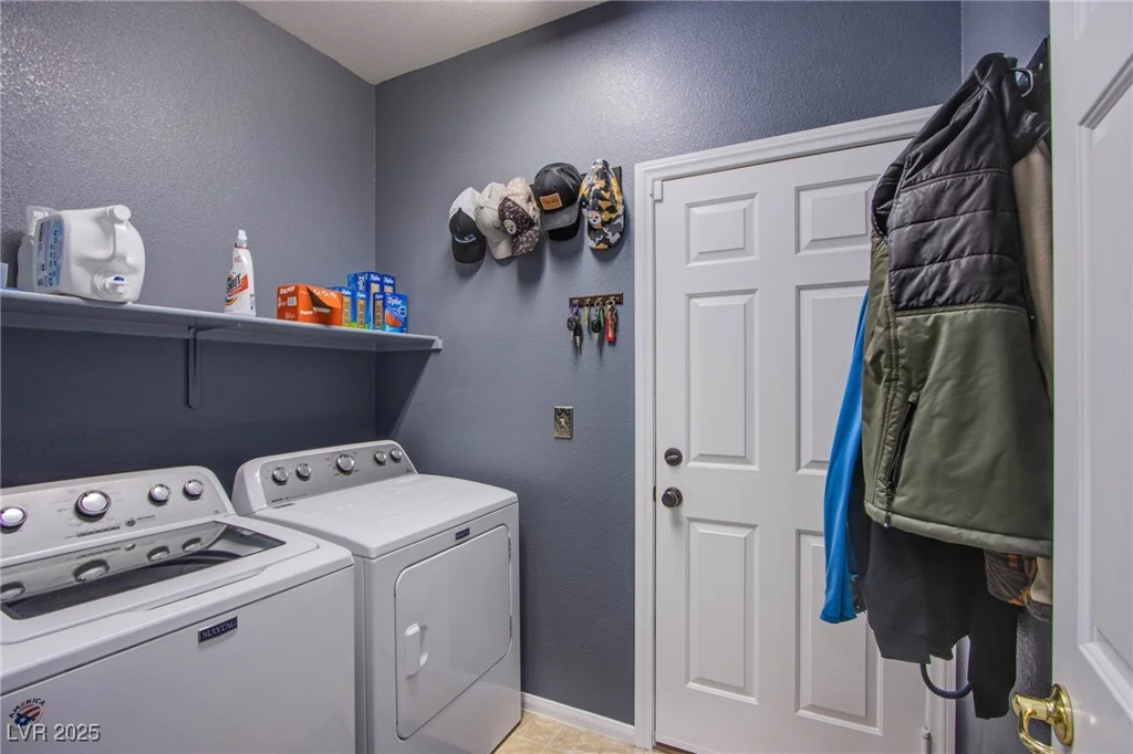 1017 Amber Gate, Henderson, NV 89002