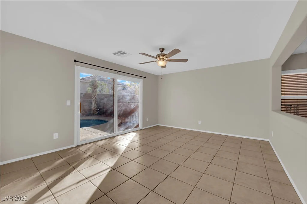 7640 Ribbon Garland, Las Vegas, NV 89139