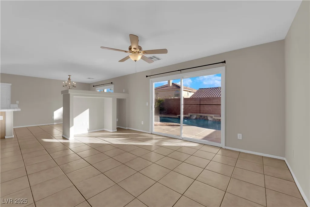 7640 Ribbon Garland, Las Vegas, NV 89139
