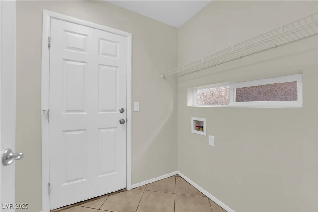 7640 Ribbon Garland, Las Vegas, NV 89139