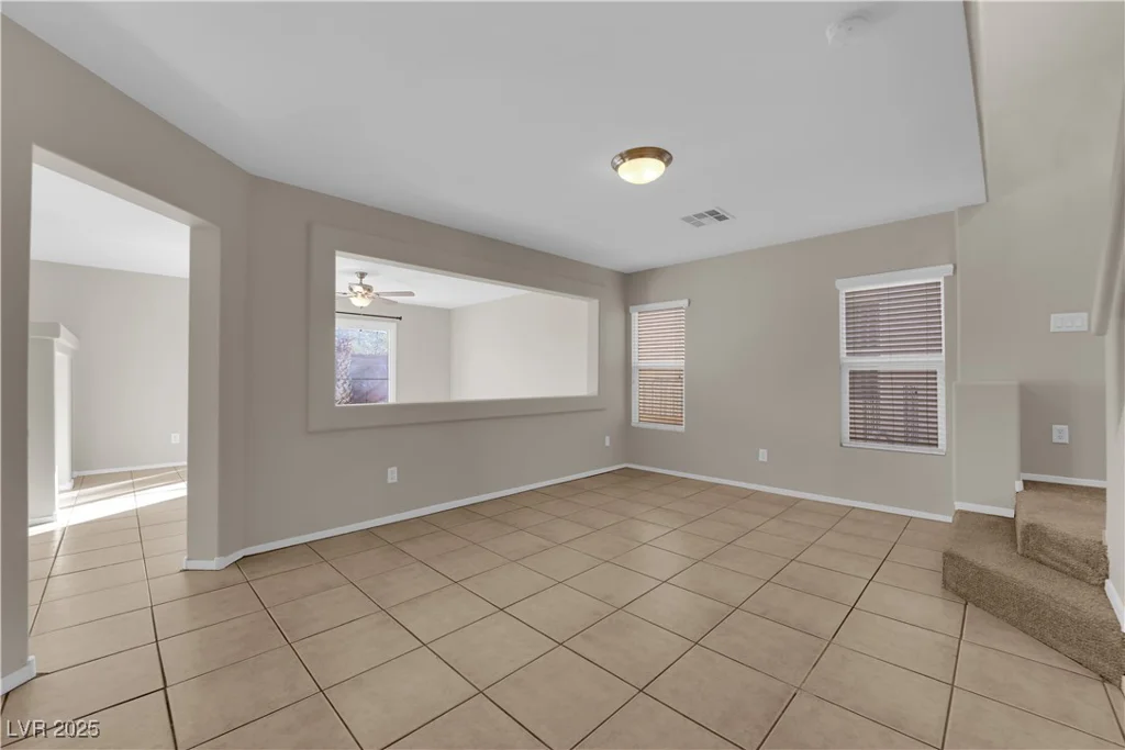 7640 Ribbon Garland, Las Vegas, NV 89139