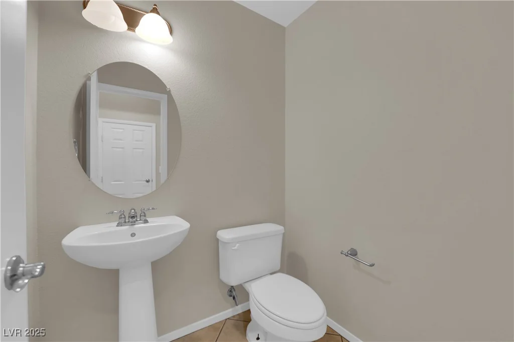 7640 Ribbon Garland, Las Vegas, NV 89139