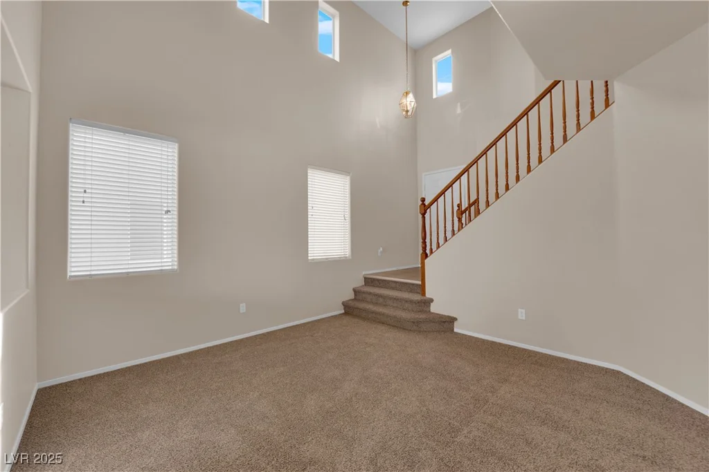 10646 Shifting Breeze, Las Vegas, NV 89129