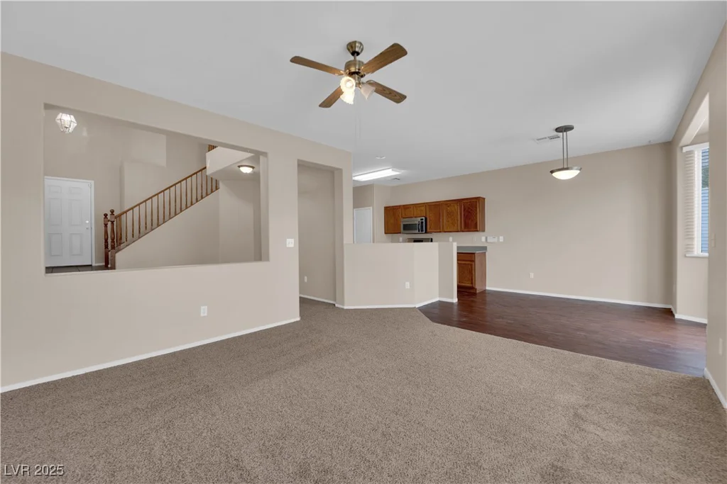 10646 Shifting Breeze, Las Vegas, NV 89129
