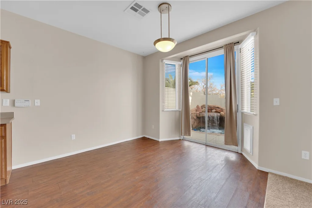 10646 Shifting Breeze, Las Vegas, NV 89129