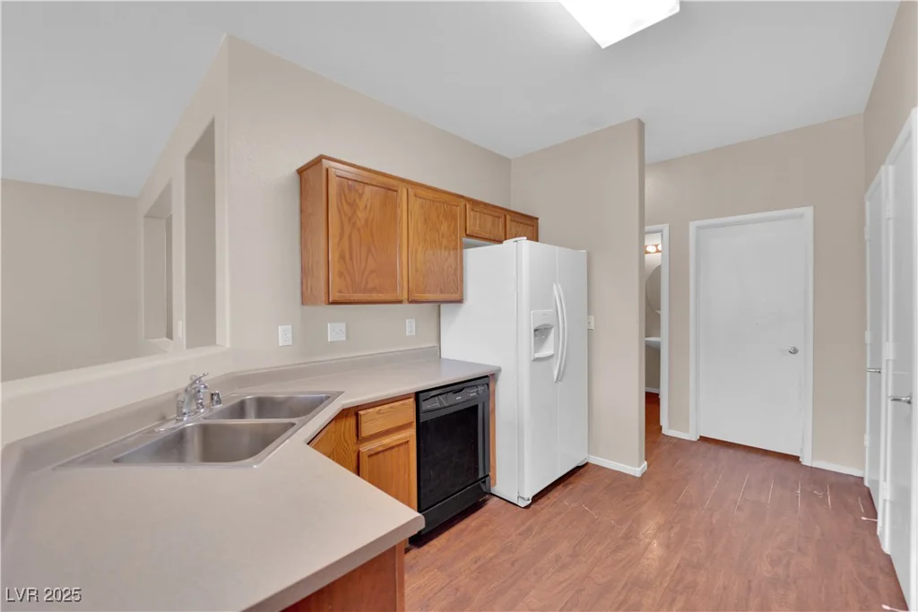 10646 Shifting Breeze, Las Vegas, NV 89129