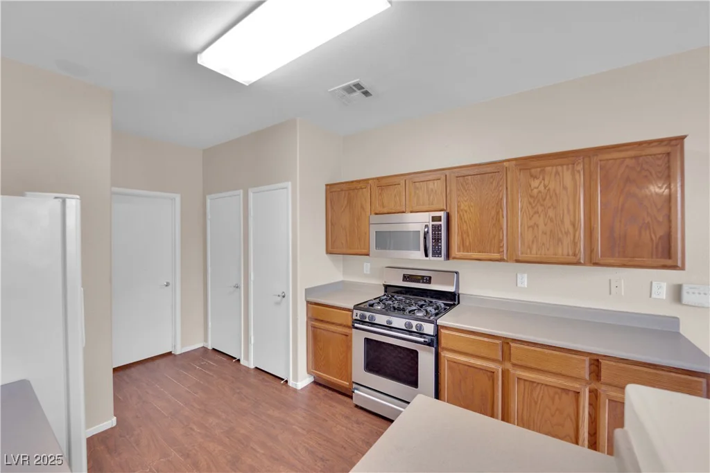 10646 Shifting Breeze, Las Vegas, NV 89129