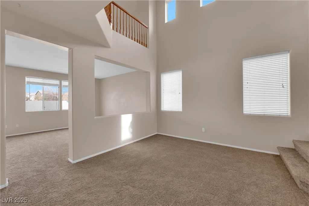10646 Shifting Breeze, Las Vegas, NV 89129