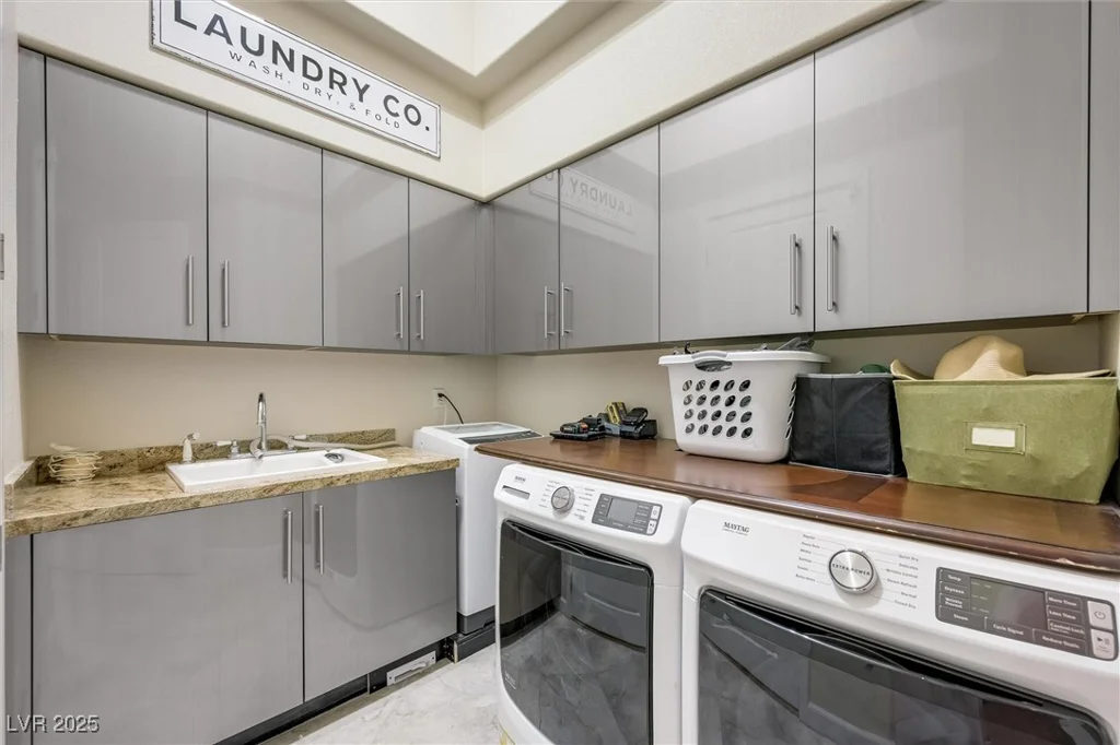 7192 Polita, Las Vegas, NV 89156